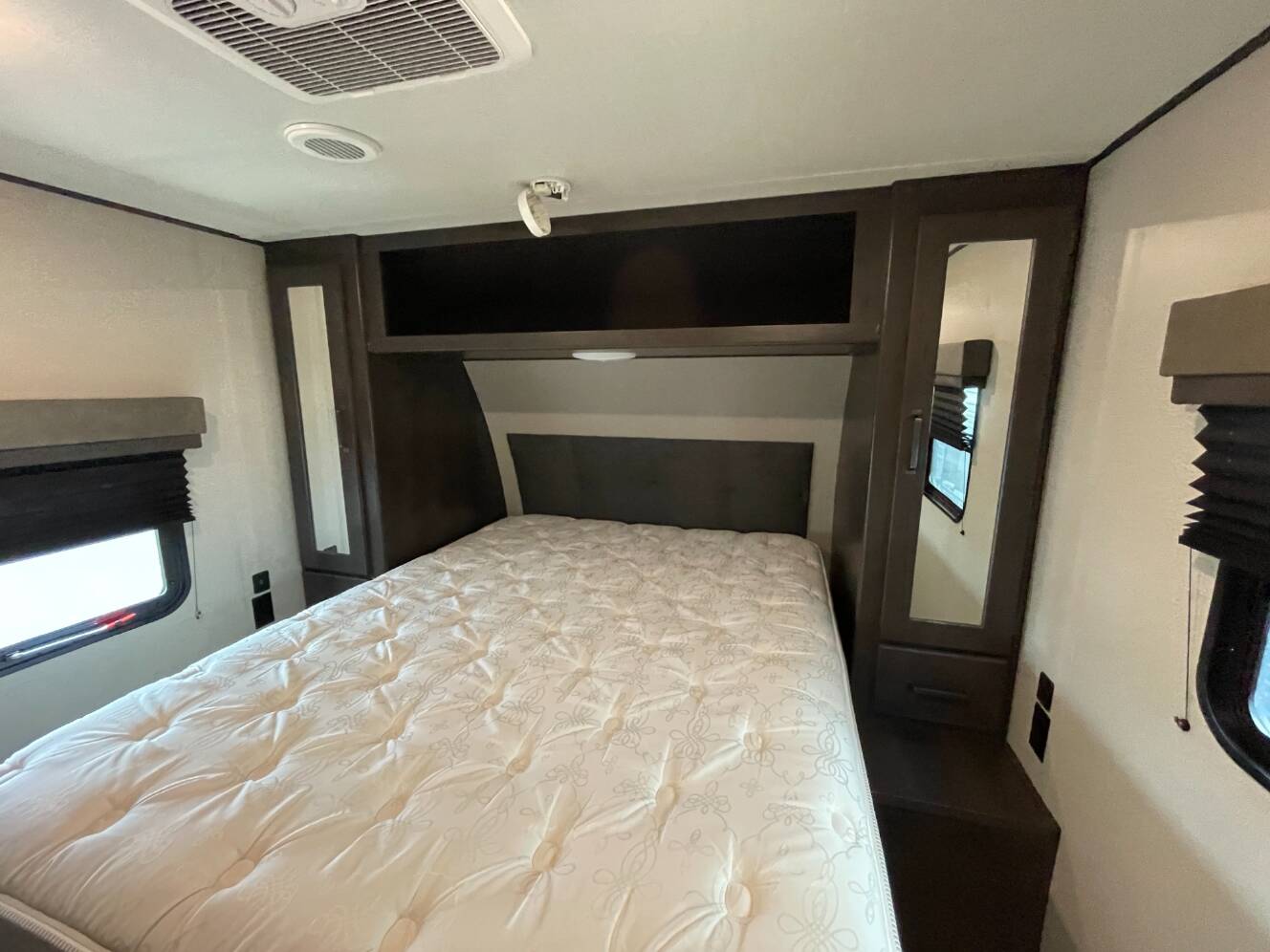 A photo of this 2023 Grand Design TRANSCEND XPLOR 297QB