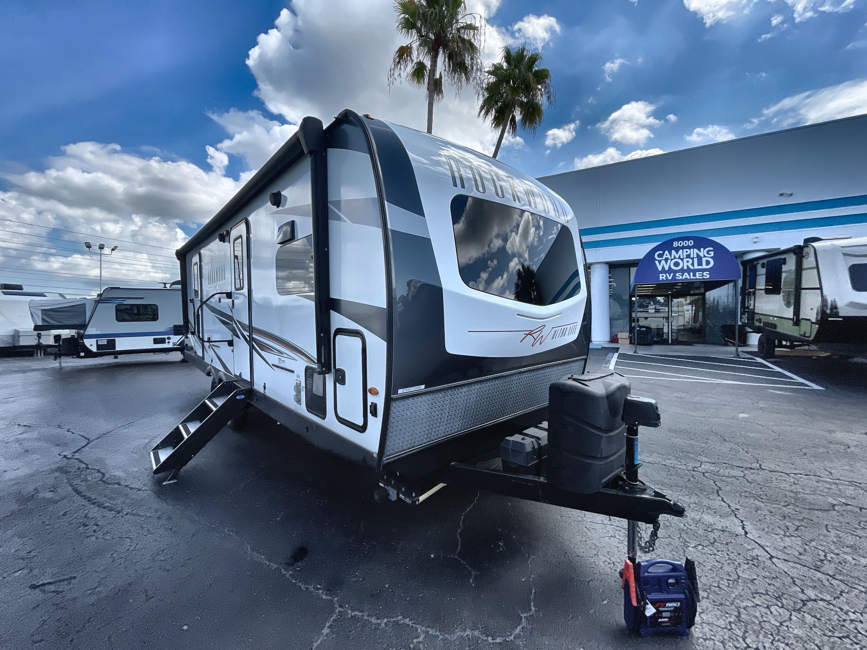 2022 Forest River ROCKWOOD ULTRA LITE 2608BS in pinellas park FL