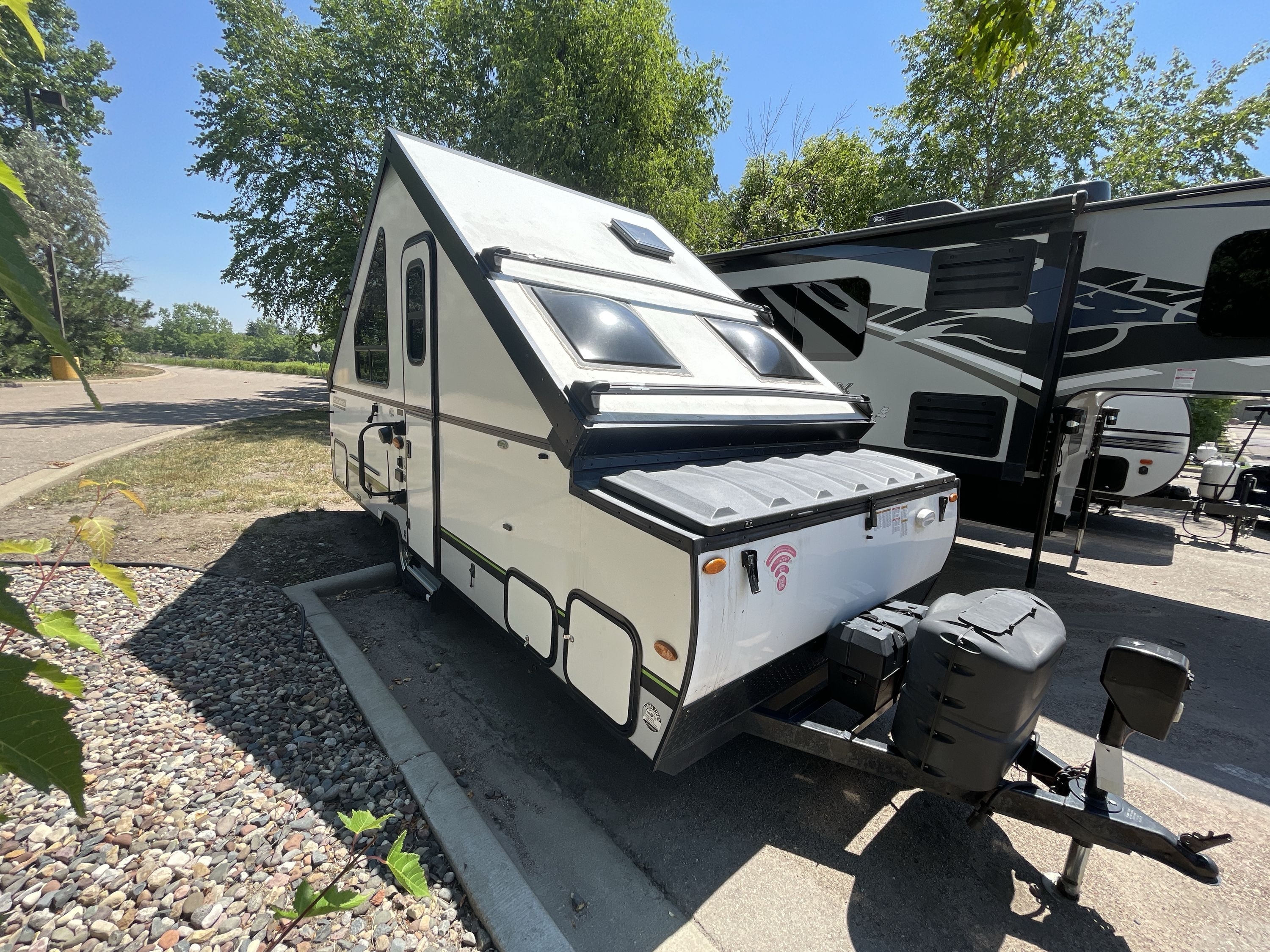2019 Forest River ROCKWOOD HARD SIDE A212HW in lakeville MN