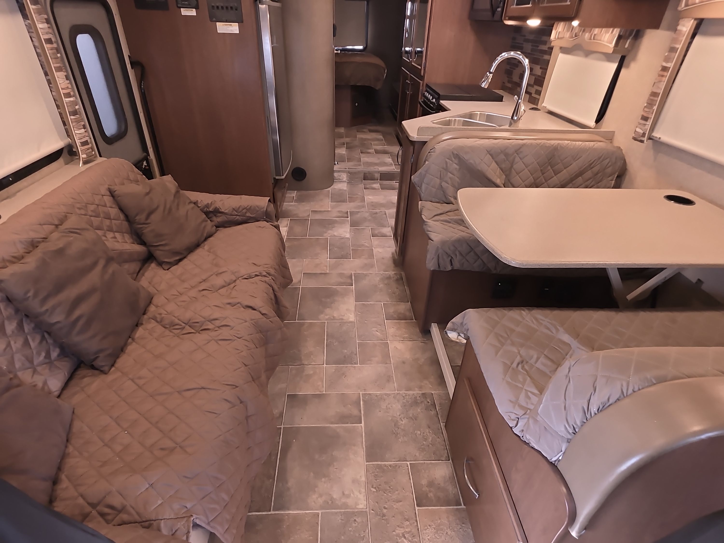 2016 Thor CHATEAU 31W in newhall CA