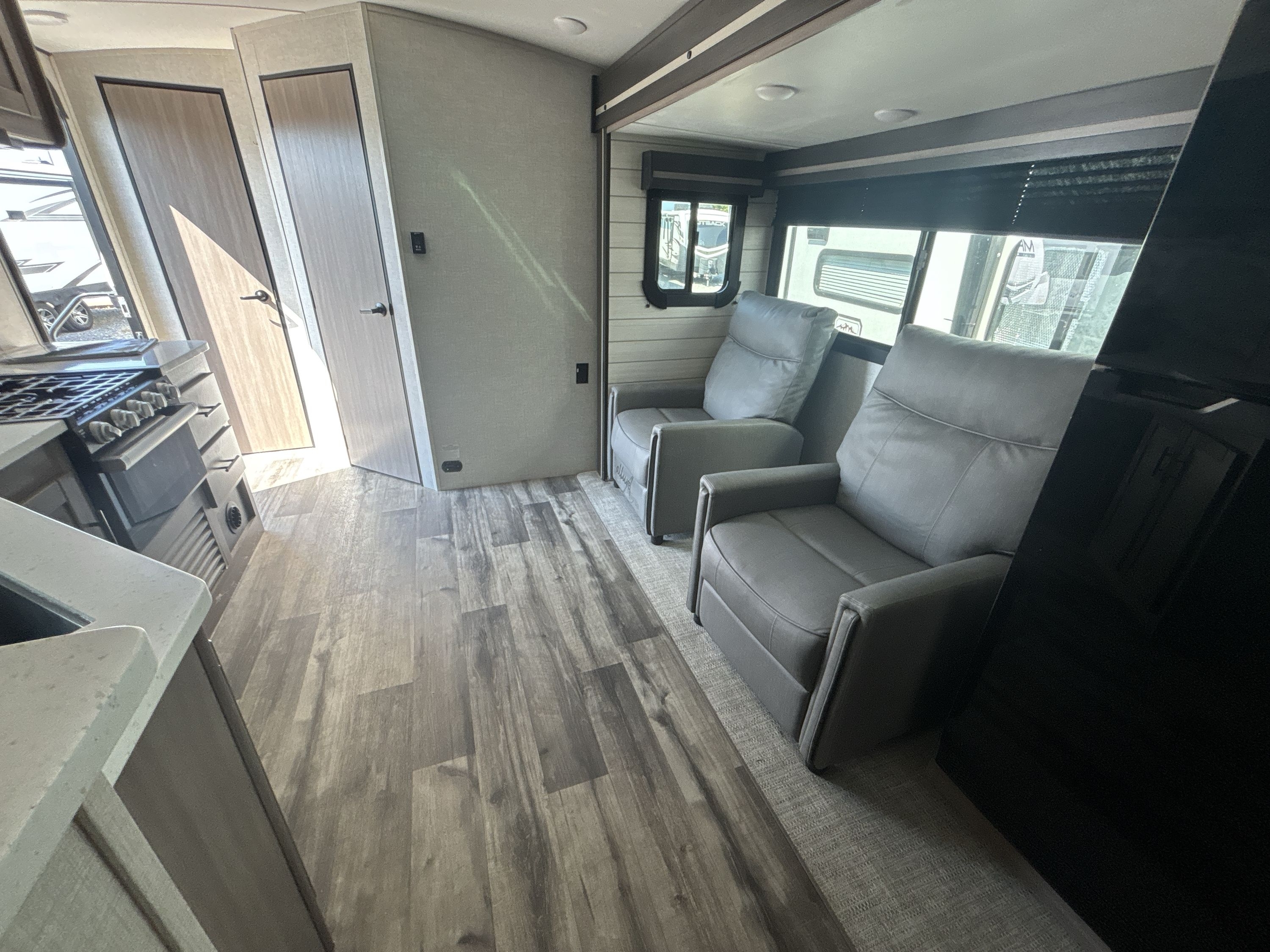 2023 Crossroads SUNSET TRAIL 212RB in sherman TX