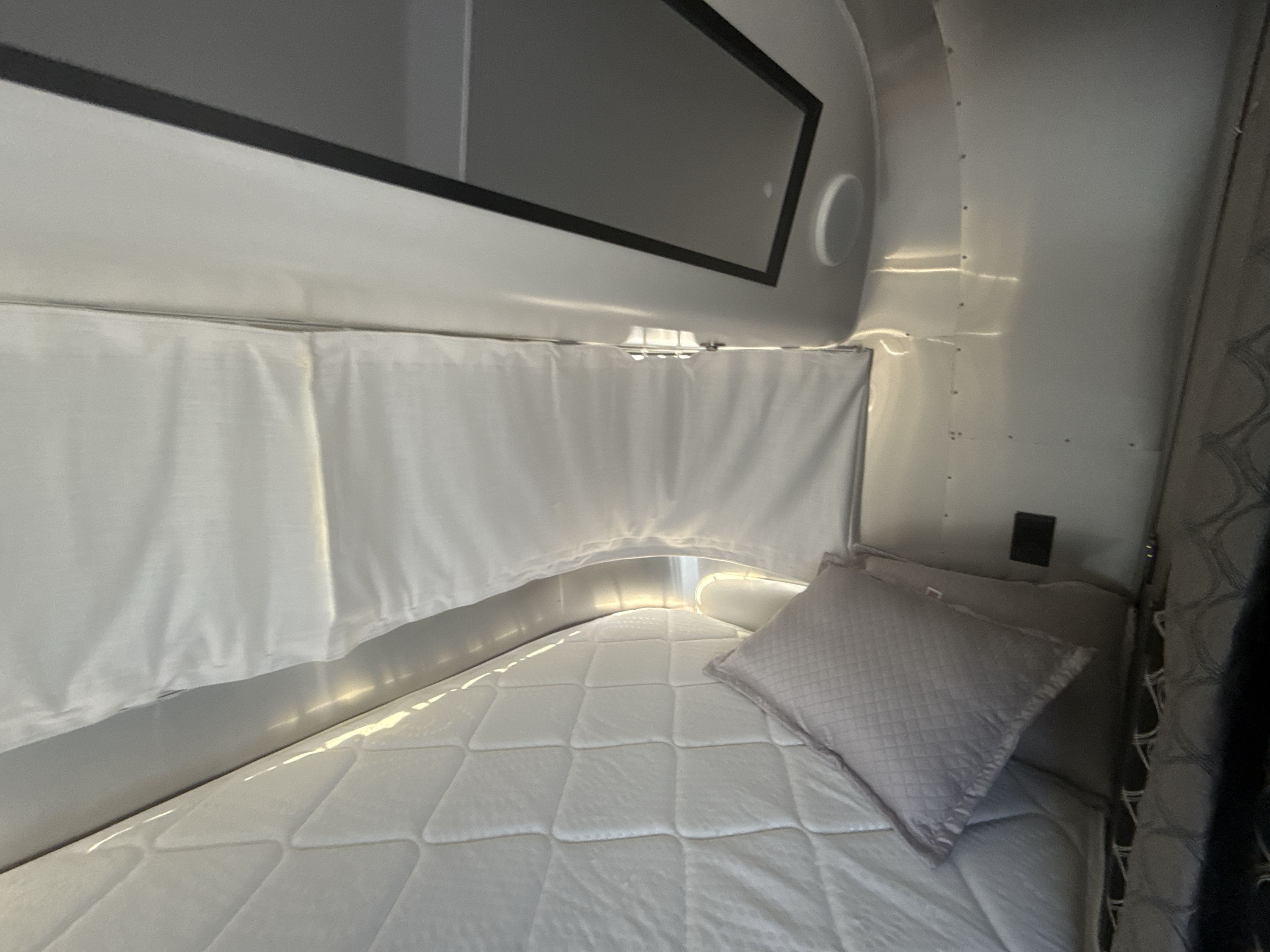 2022 Airstream CARAVEL 20FB in swedesboro NJ