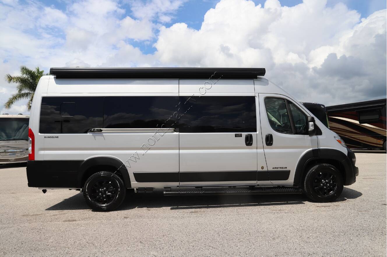 A photo of this 2026 Airstream Rangeline RANGELINE