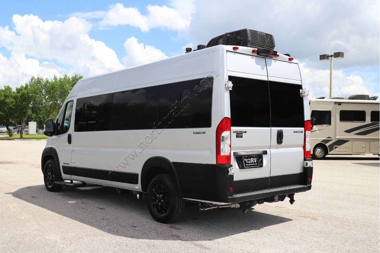 A photo of this 2026 Airstream Rangeline RANGELINE