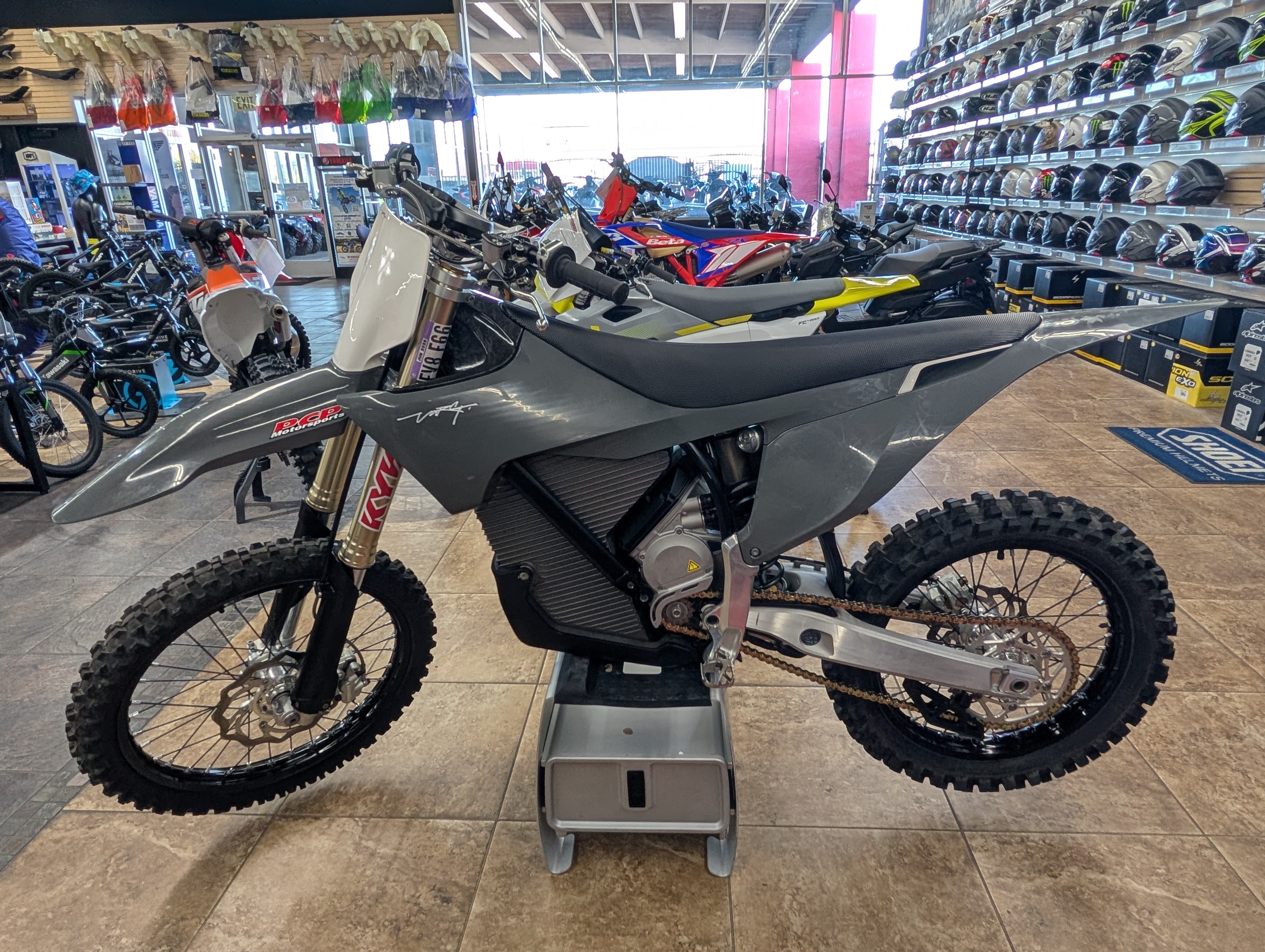 2024 Stark Future Stark Varg 80 HP in Sacramento, CA