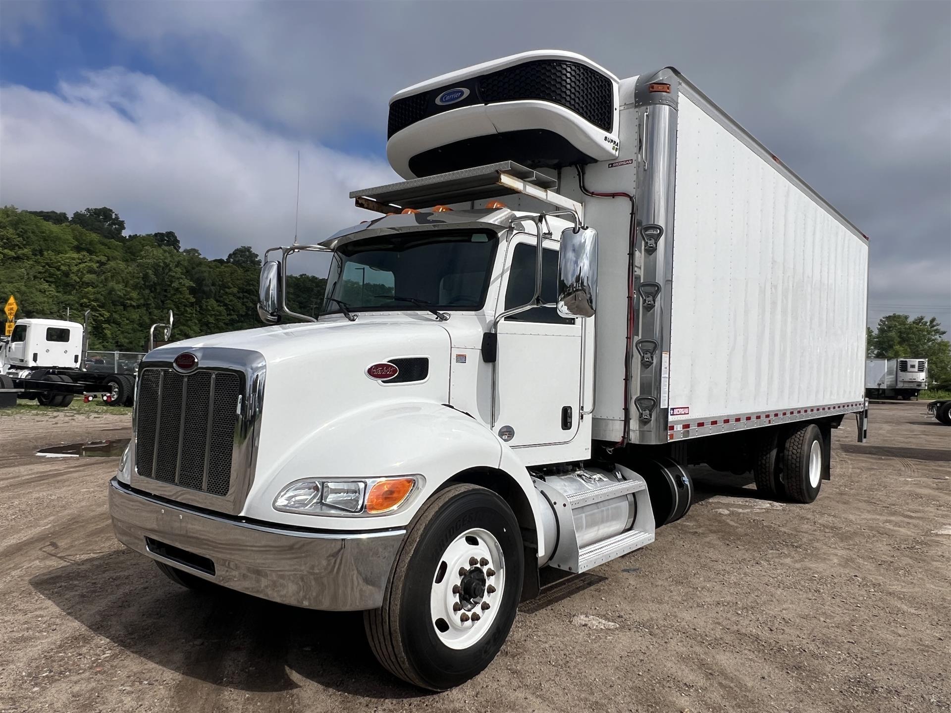 2021 PETERBILT 337 in South Saint Paul, MN