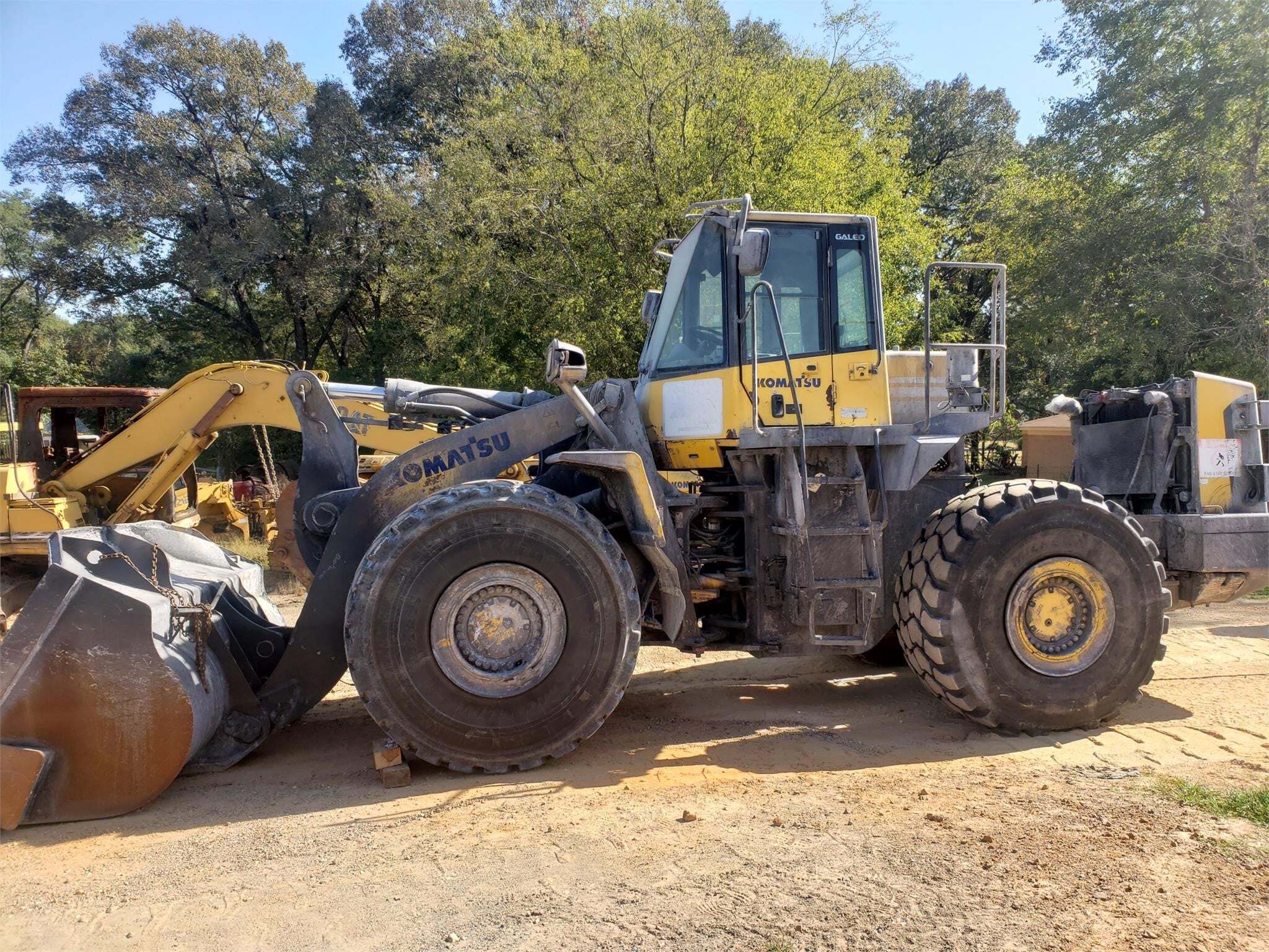 KOMATSU WA500-6 in Hughes Springs, TX