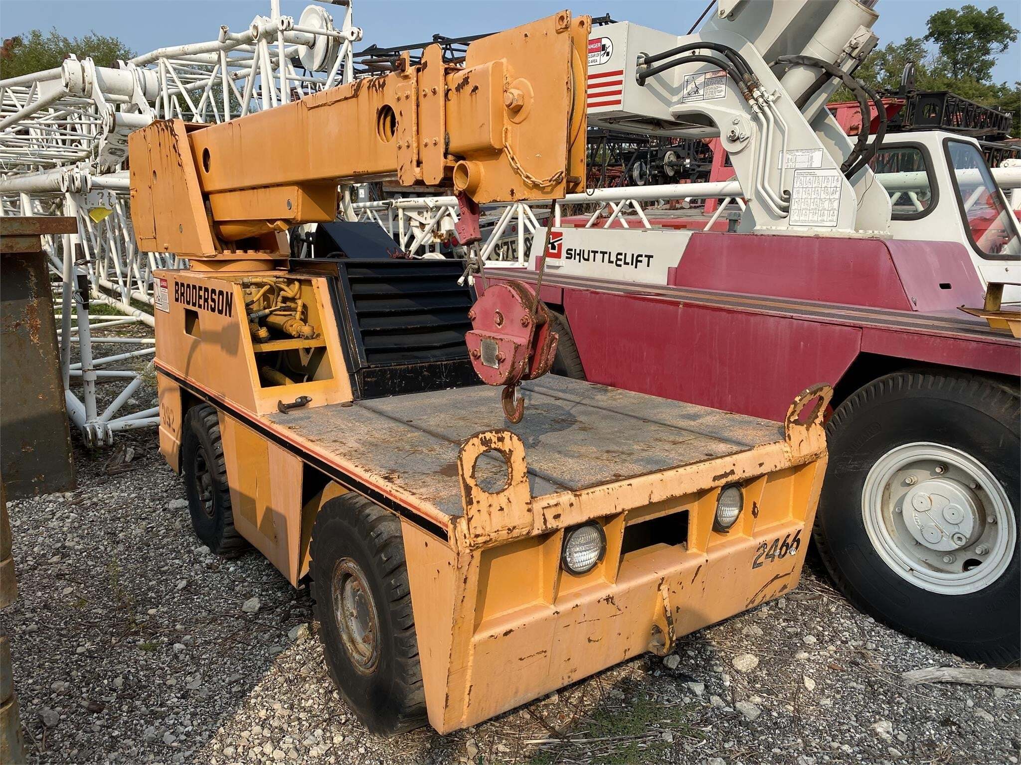 BRODERSON IC20-1A in Solon, OH