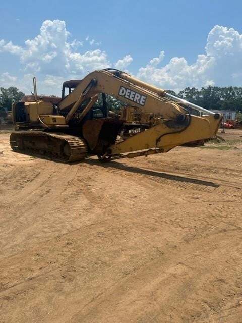 2006 DEERE 160C LC in Montrose, AL