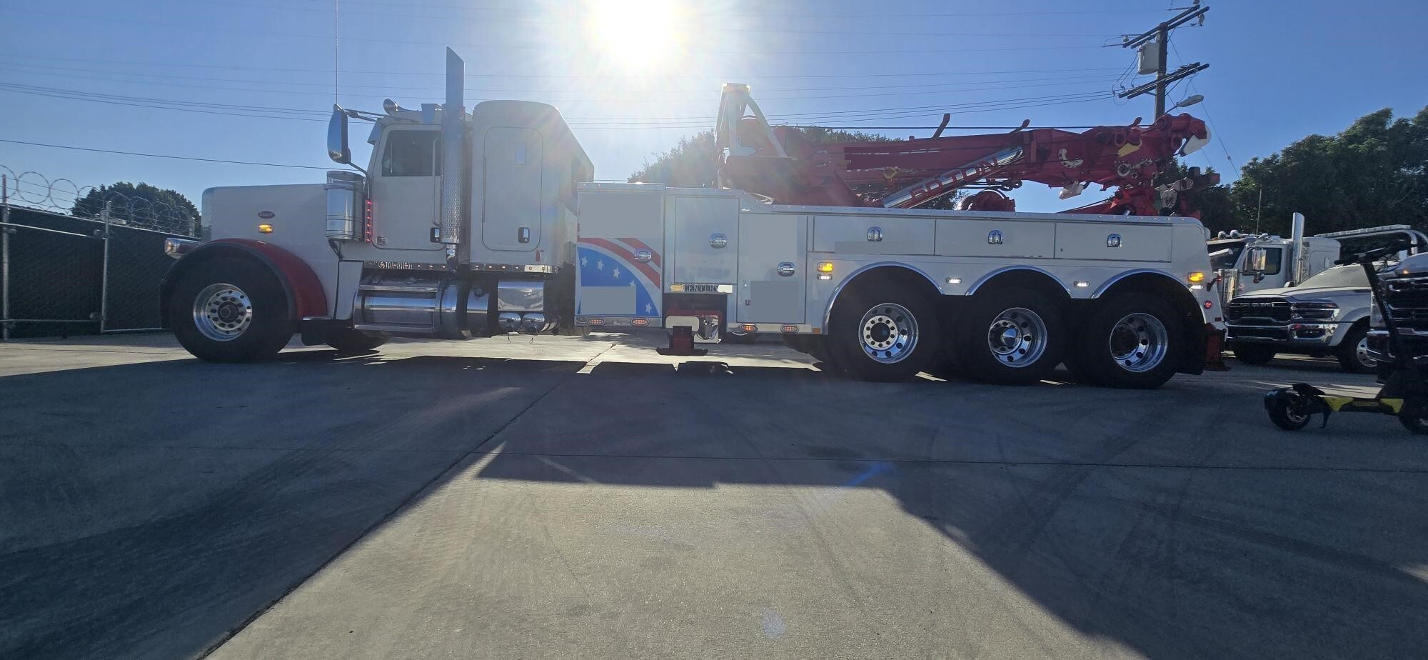 2021 PETERBILT 389 in West Covina, CA