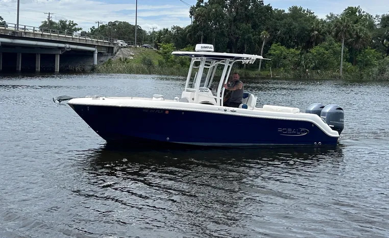 2022 Robalo R242 Center Console Center Console Boat boat