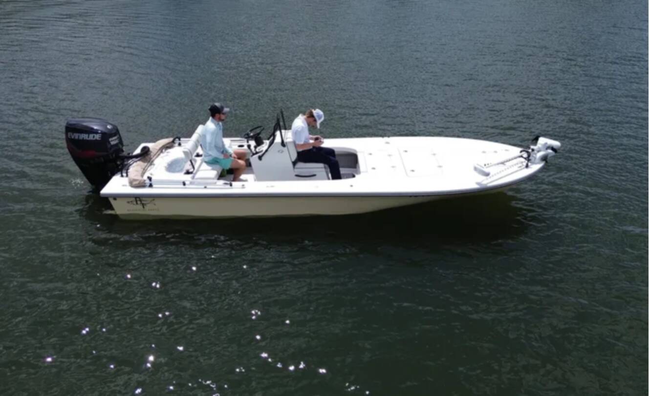 A photo of this 2017 Beavertail Skiffs Lightning 20'