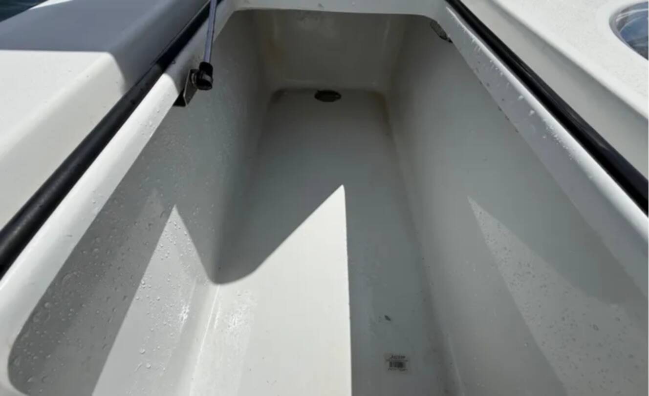 A photo of this 2017 Beavertail Skiffs Lightning 20'