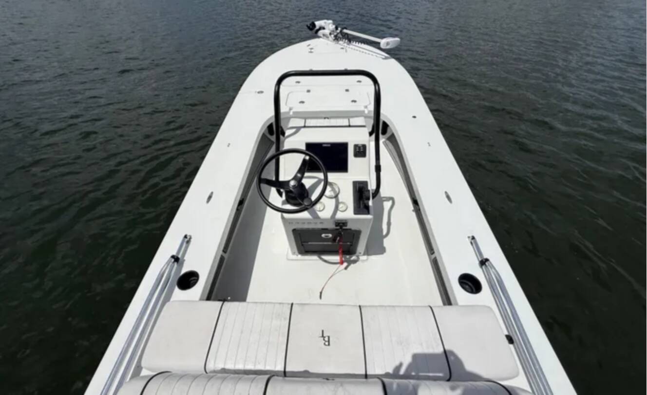 A photo of this 2017 Beavertail Skiffs Lightning 20'