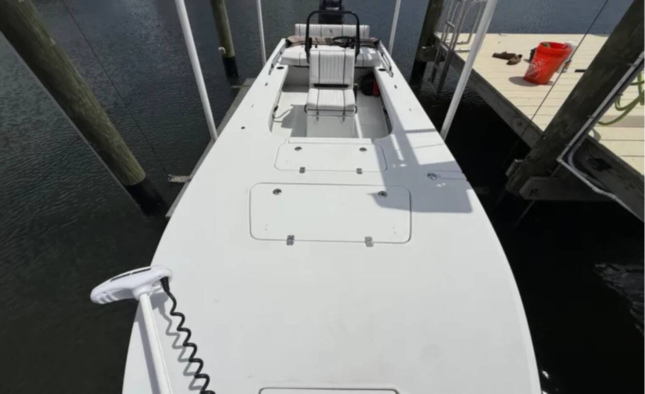 A photo of this 2017 Beavertail Skiffs Lightning 20'