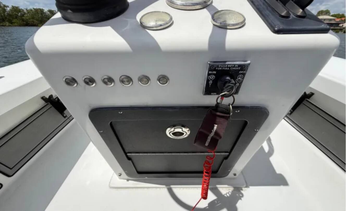 A photo of this 2017 Beavertail Skiffs Lightning 20'