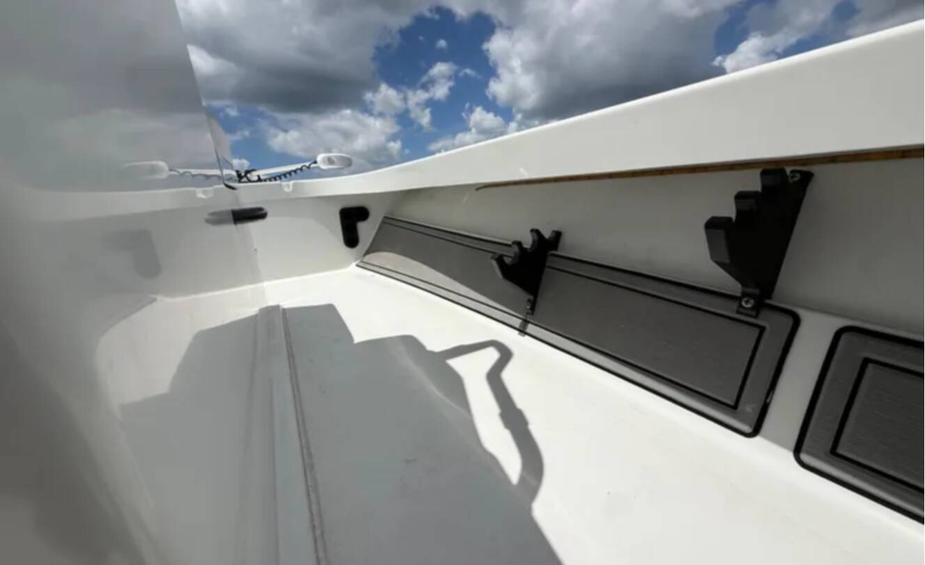 A photo of this 2017 Beavertail Skiffs Lightning 20'