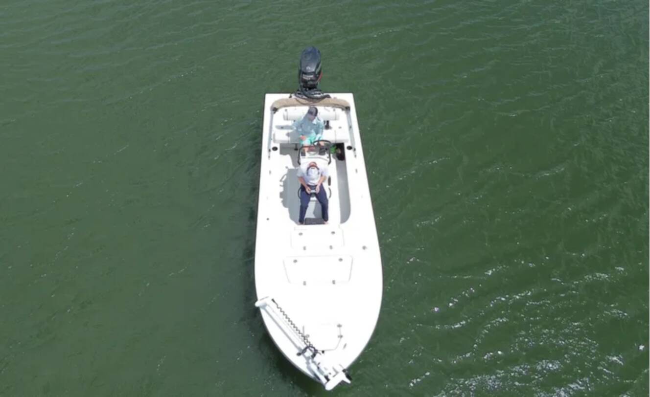 A photo of this 2017 Beavertail Skiffs Lightning 20'