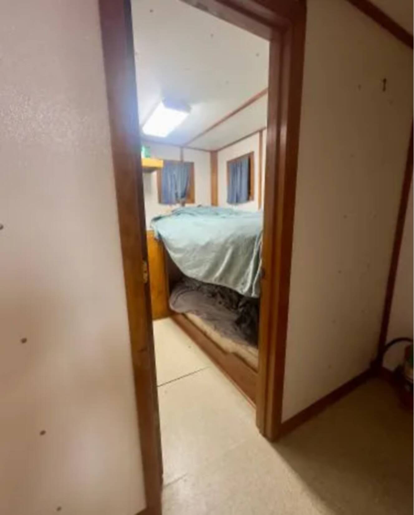 A photo of this 2001 Blanchard 69 Shrimper/Freezer