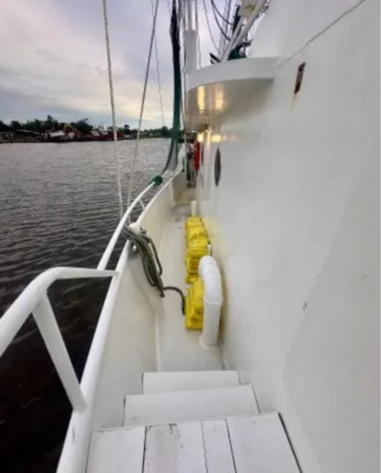 A photo of this 2001 Blanchard 69 Shrimper/Freezer