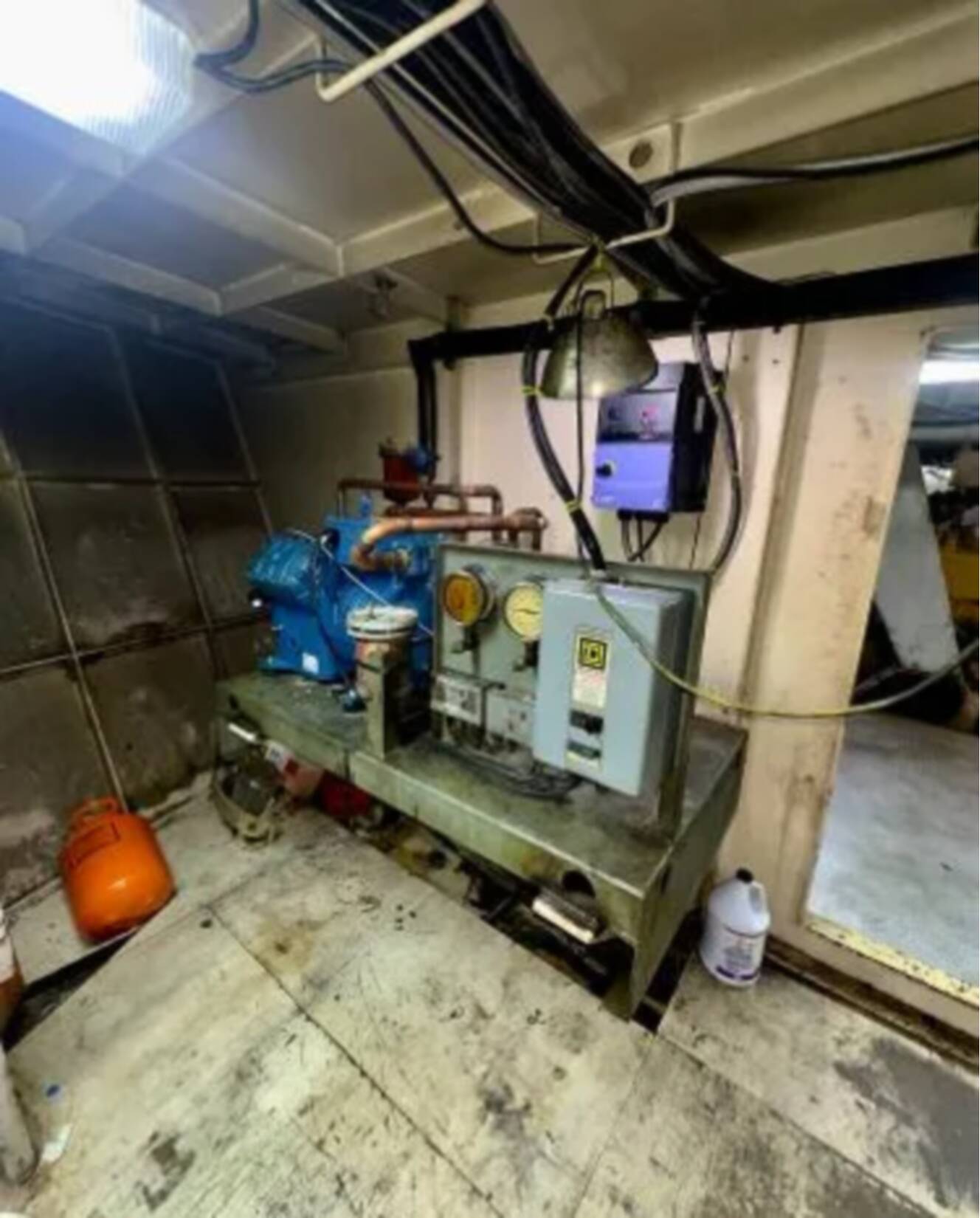 A photo of this 2001 Blanchard 69 Shrimper/Freezer