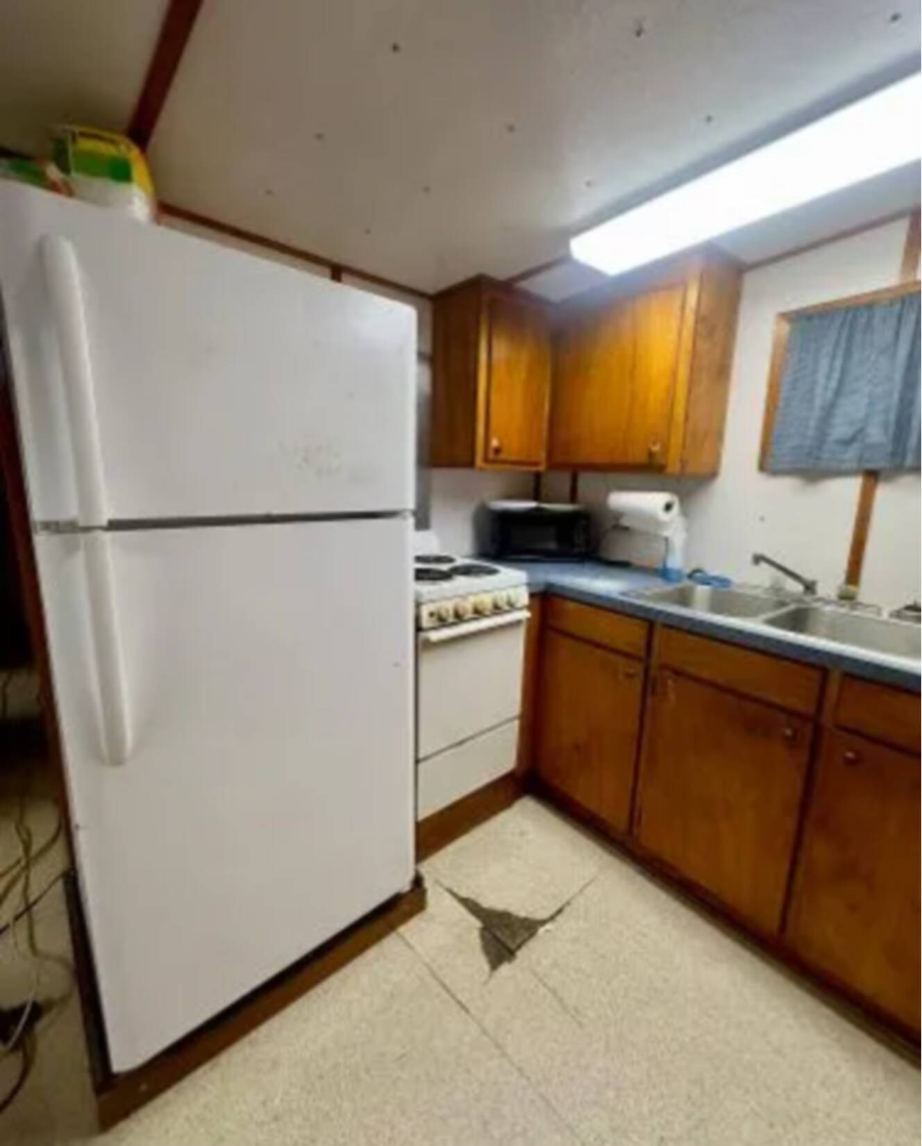 A photo of this 2001 Blanchard 69 Shrimper/Freezer