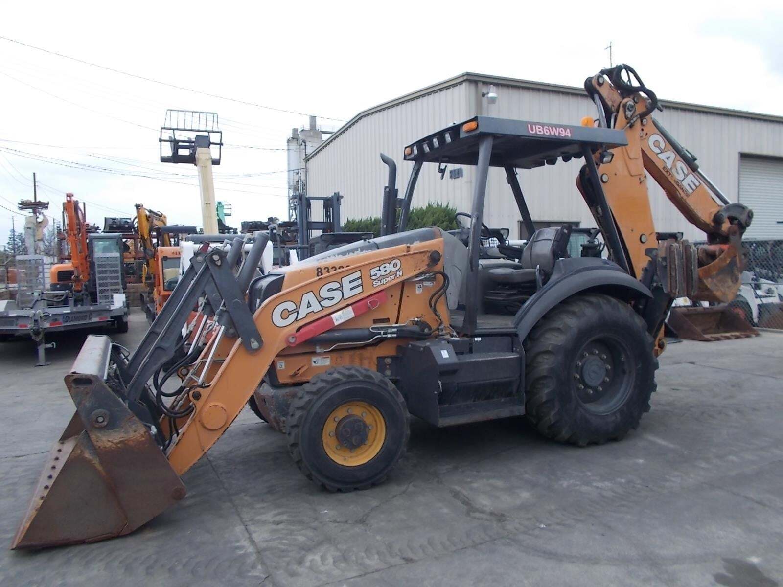 2018 CASE 580SN in Long Beach, CA
