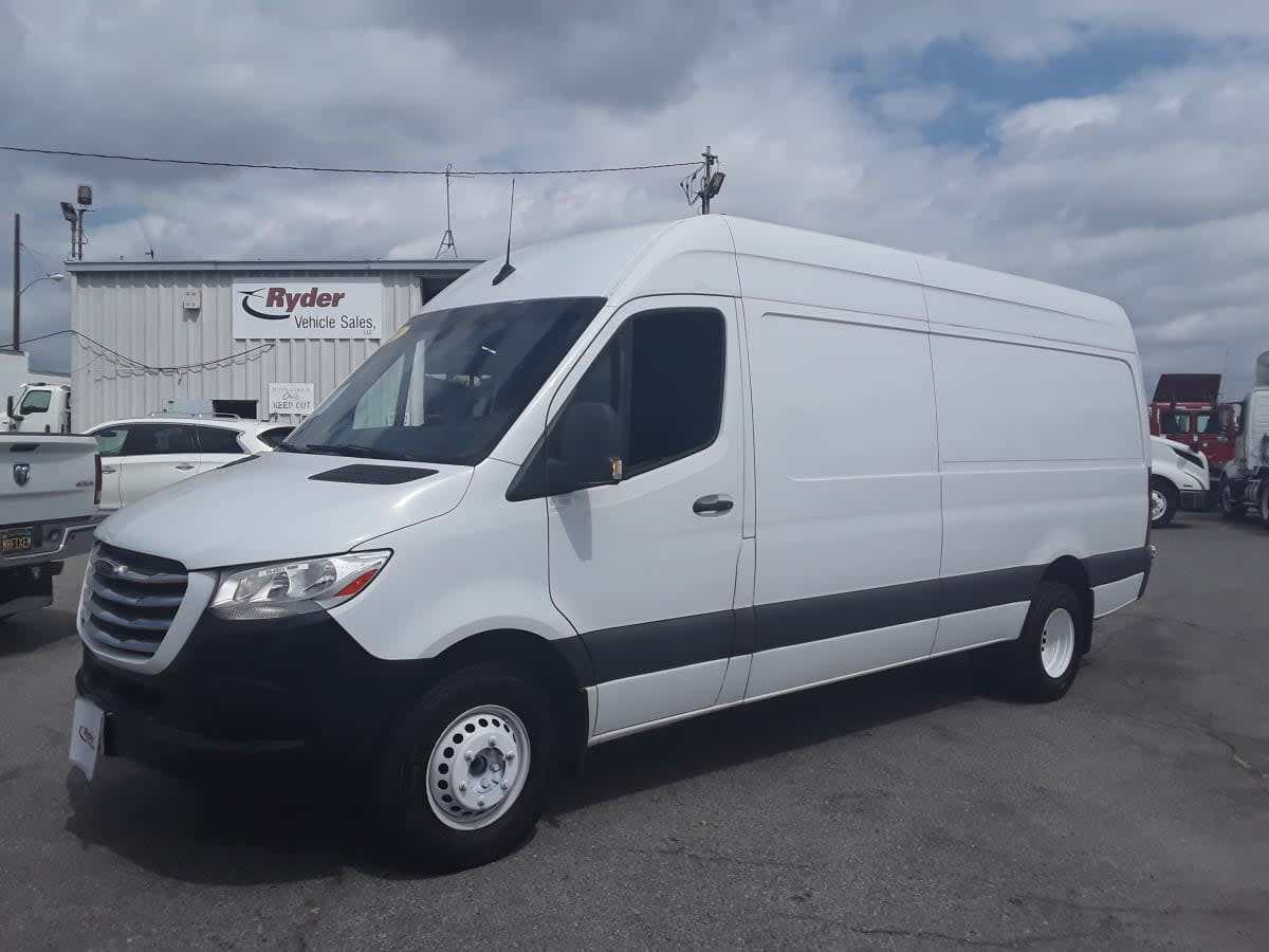 2020 FREIGHTLINER SPRINTER in Montebello, CA