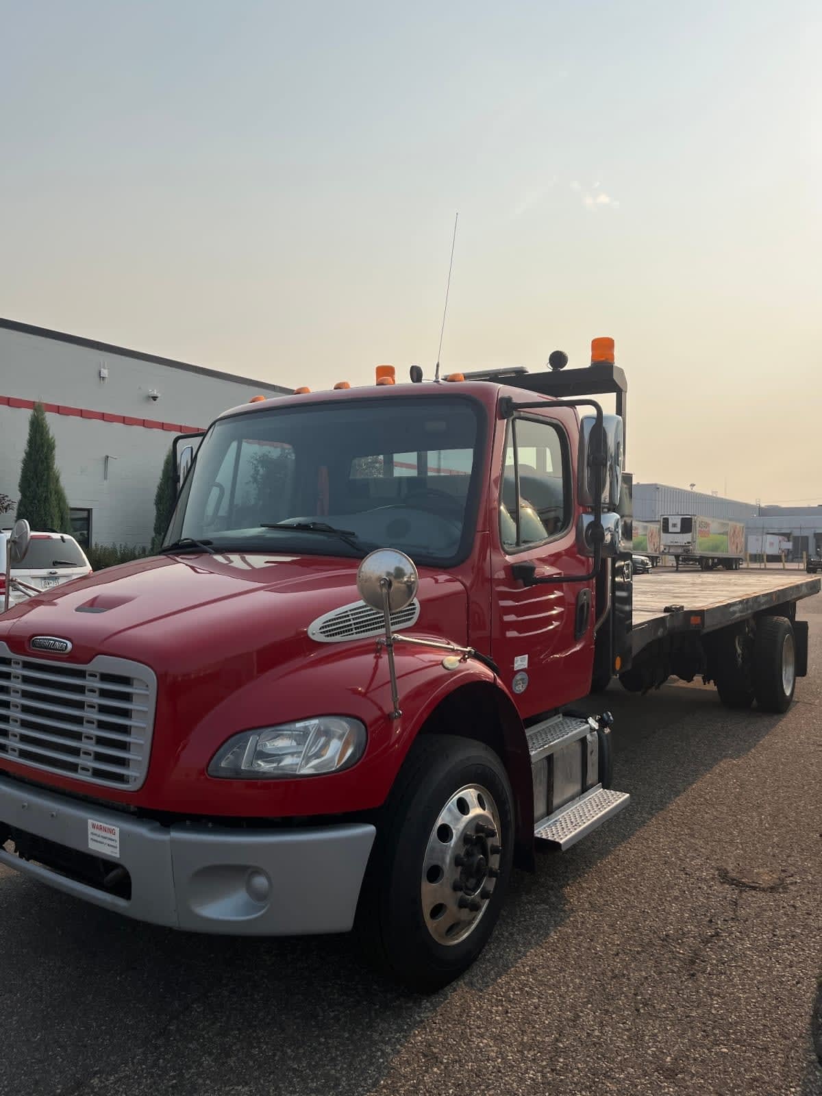 2018 FREIGHTLINER BUSINESS CLASS M2 106 in Minneapolis, MN