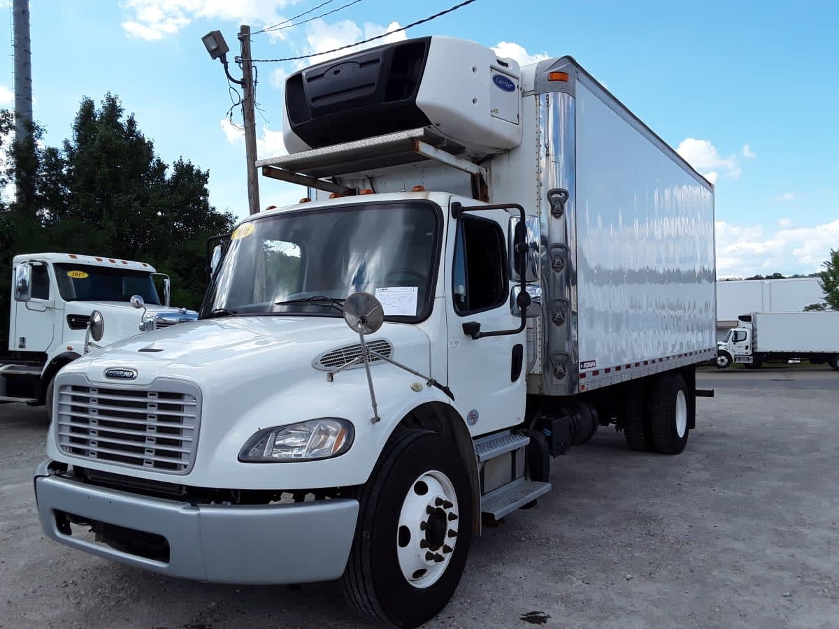 2016 FREIGHTLINER BUSINESS CLASS M2 106 in Pittsburgh, PA