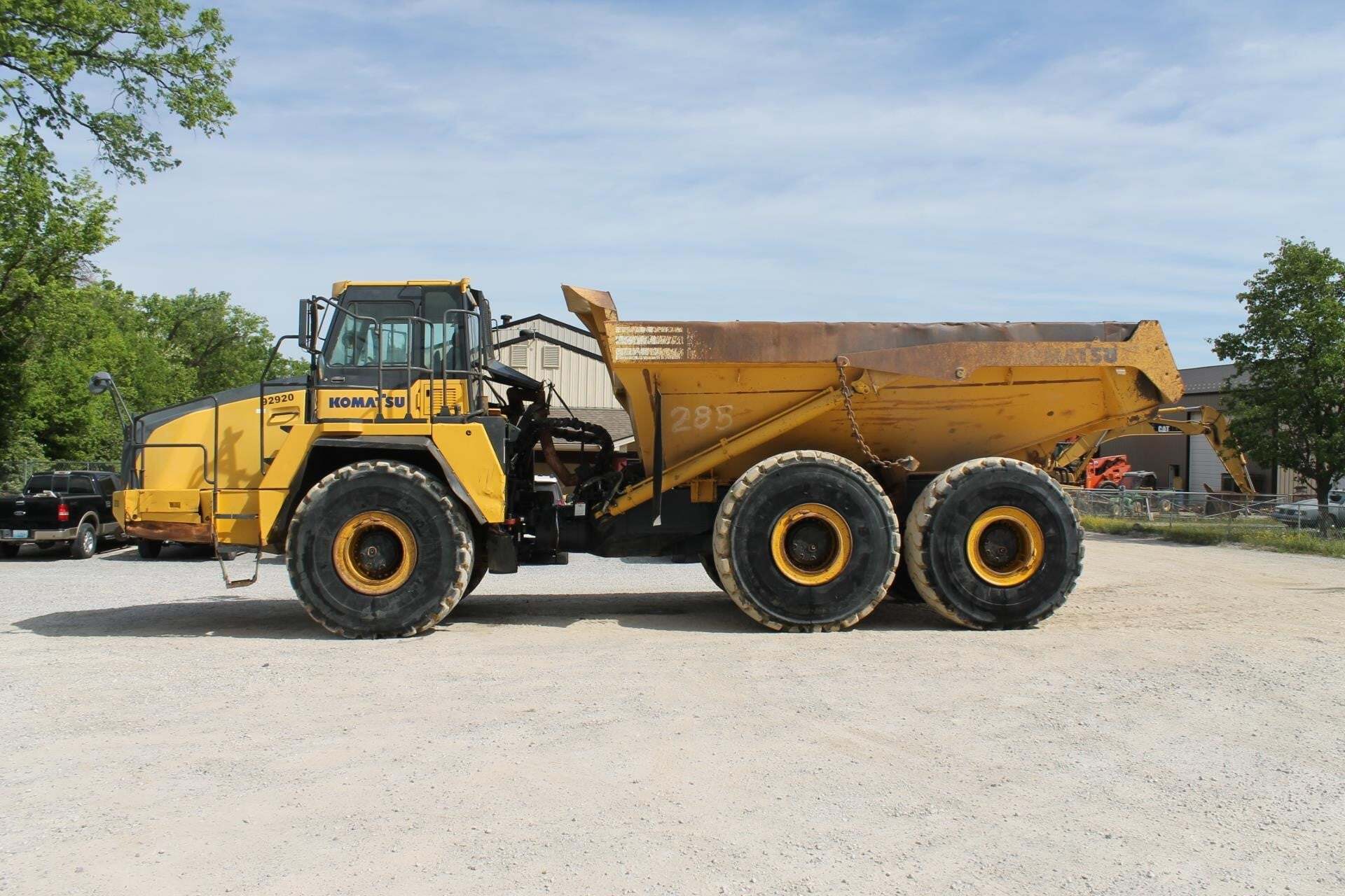2014 KOMATSU HM400-3 in Pleasureville, KY