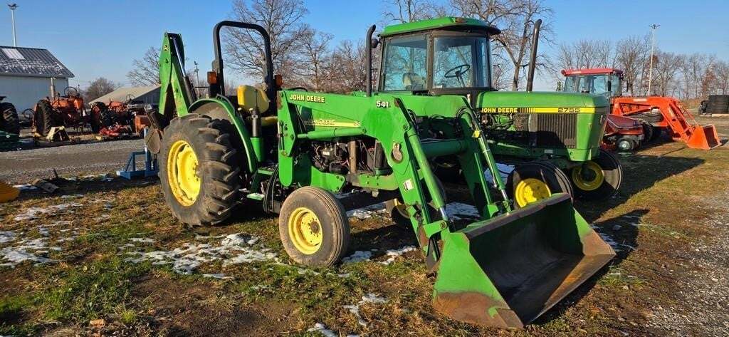 2002 JOHN DEERE 5320 in Chambersburg, PA