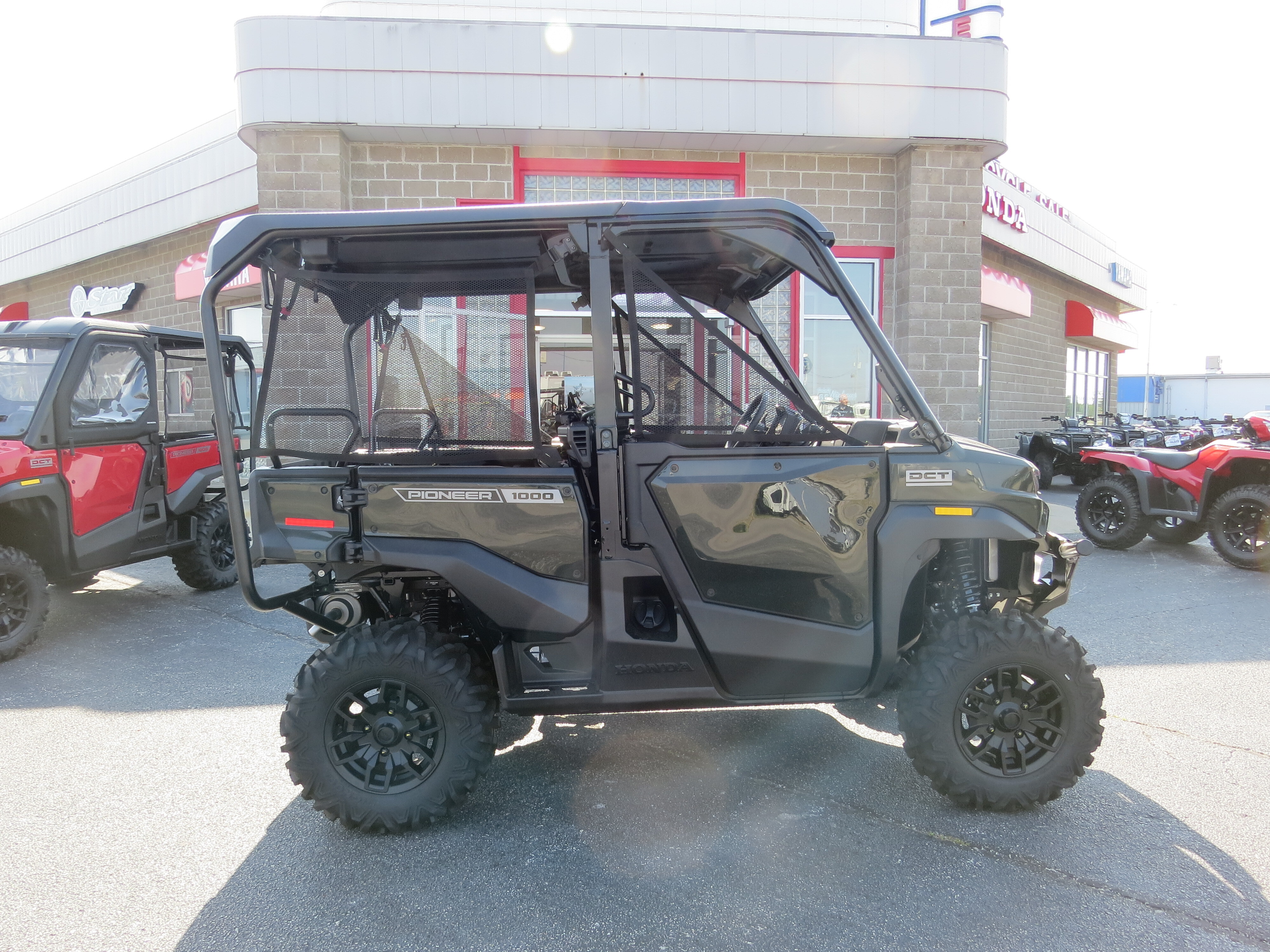 2026 Honda Pioneer 1000-5 Deluxe in litchfield IL