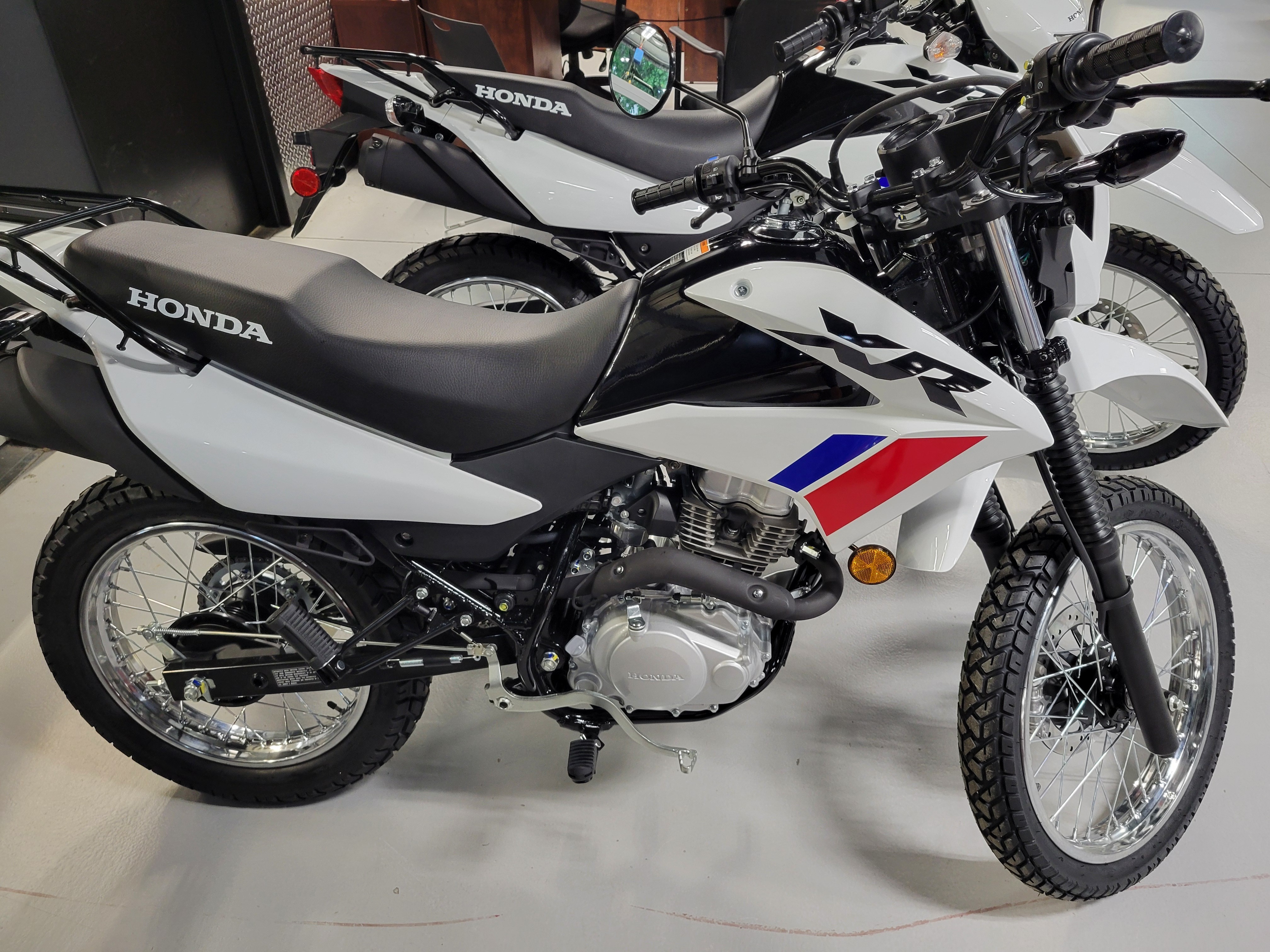 2026 Honda XR150L 150L in Topeka, KS