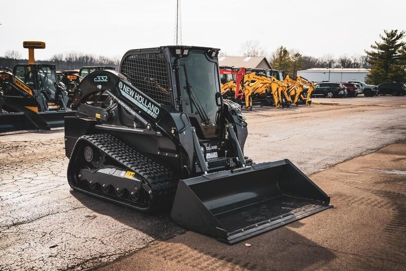 2026 NEW HOLLAND C332 in Dayton, OH