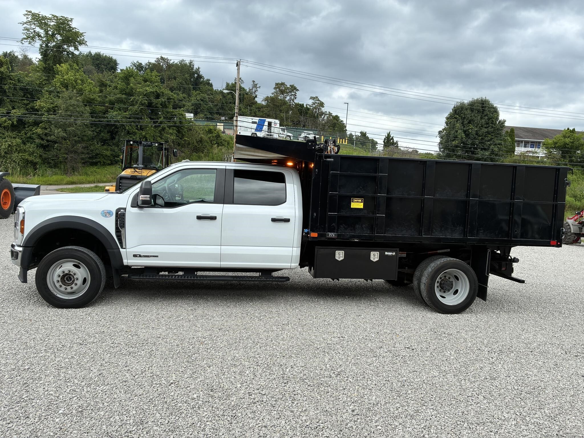 2024 FORD F550 XL in Vienna, WV