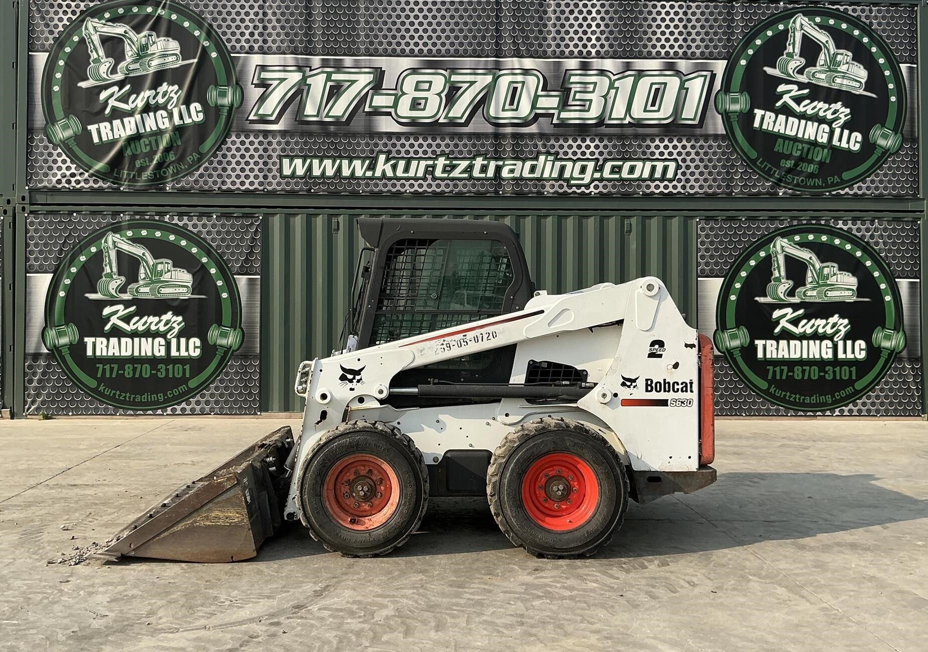 2011 BOBCAT S630 in Littlestown, PA