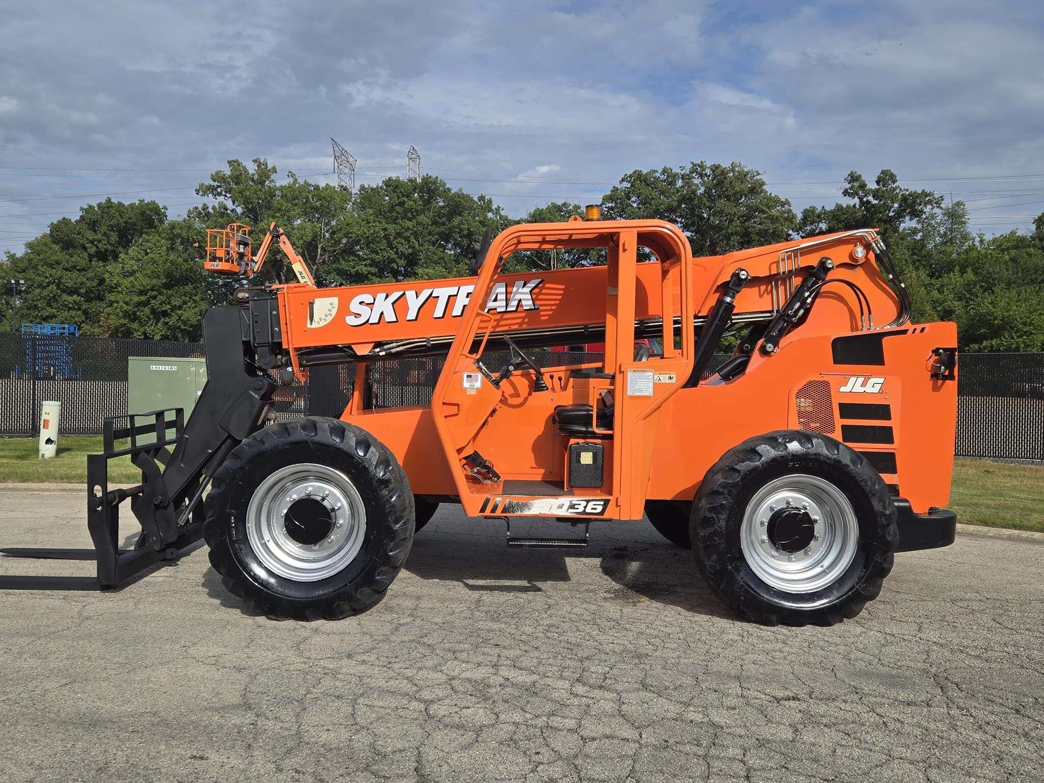 2019 SKY TRAK 6036 in Rockdale, IL