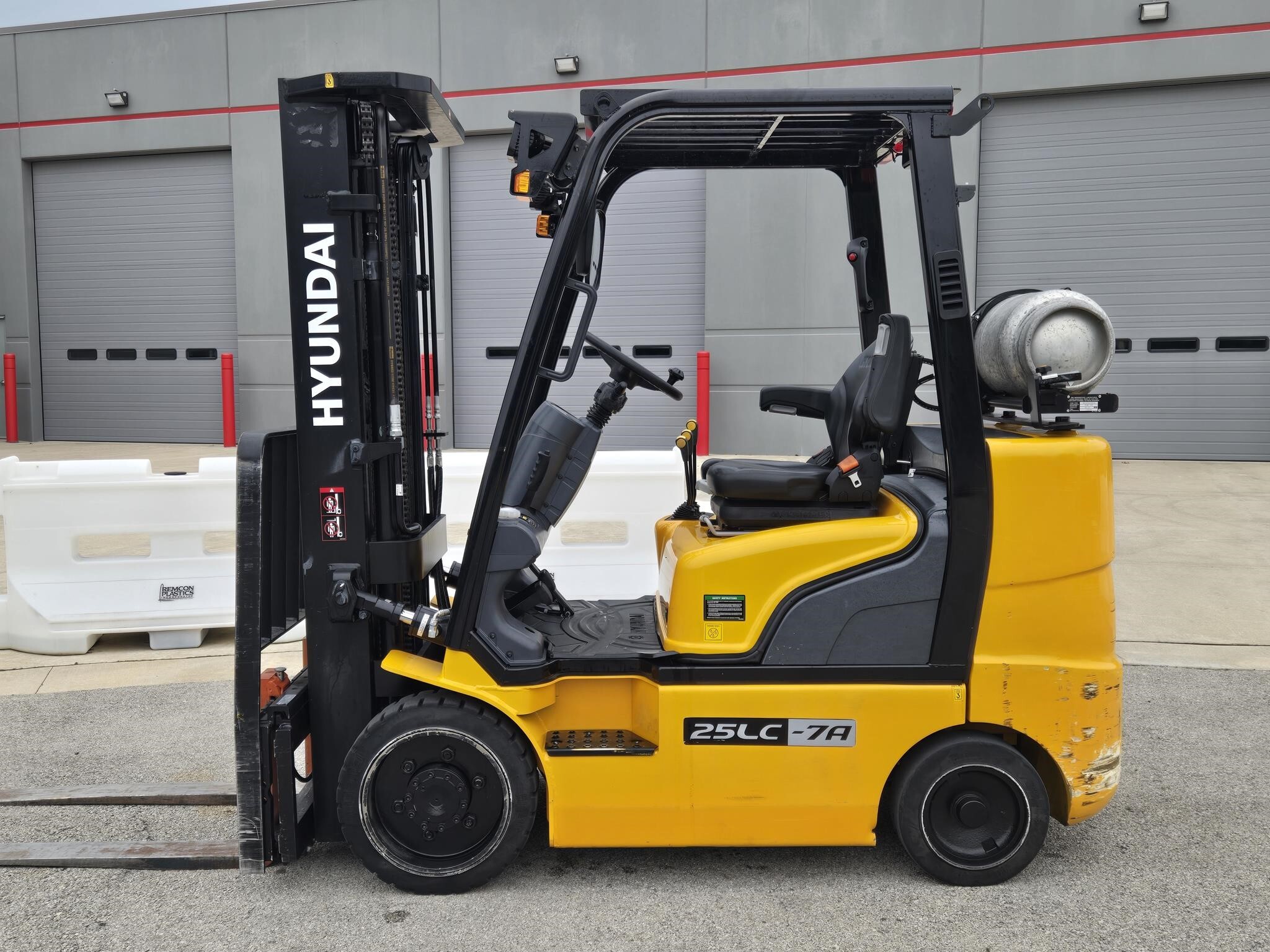 2023 HYUNDAI 25LC-7A in Rockdale, IL