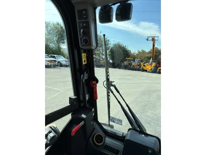 2026 JCB 215T