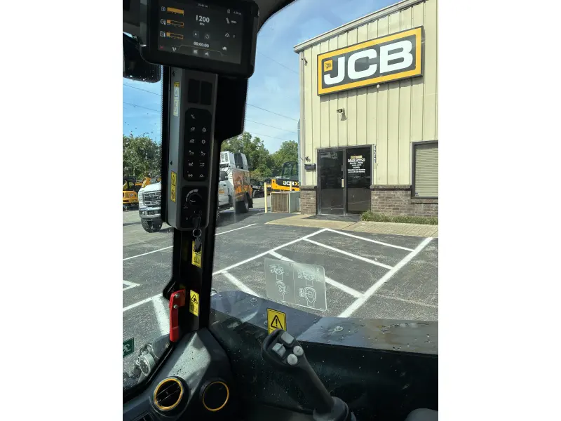 2026 JCB 215T