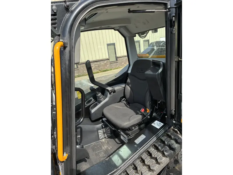 2026 JCB 215T