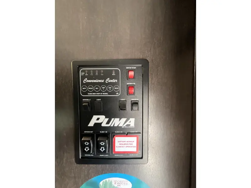 2018 FOREST RIVER PALOMINO PUMA 25RKSS