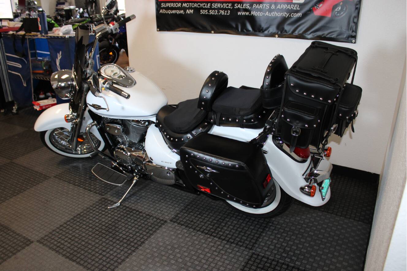 A photo of this 2021 Suzuki BOULEVARD C50 T