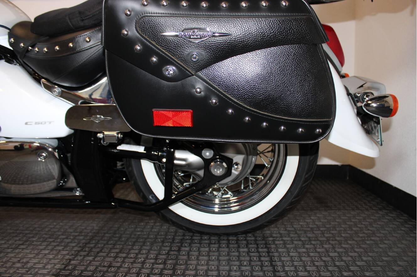 A photo of this 2021 Suzuki BOULEVARD C50 T