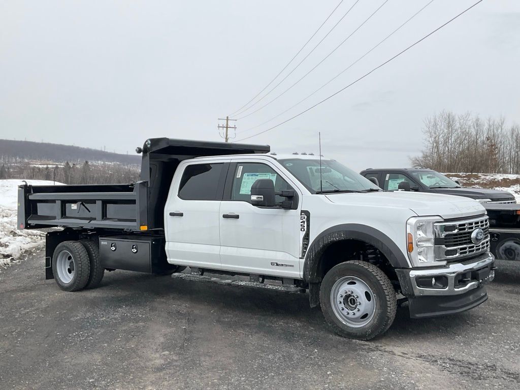 2026 FORD F450 in Dickson City, PA