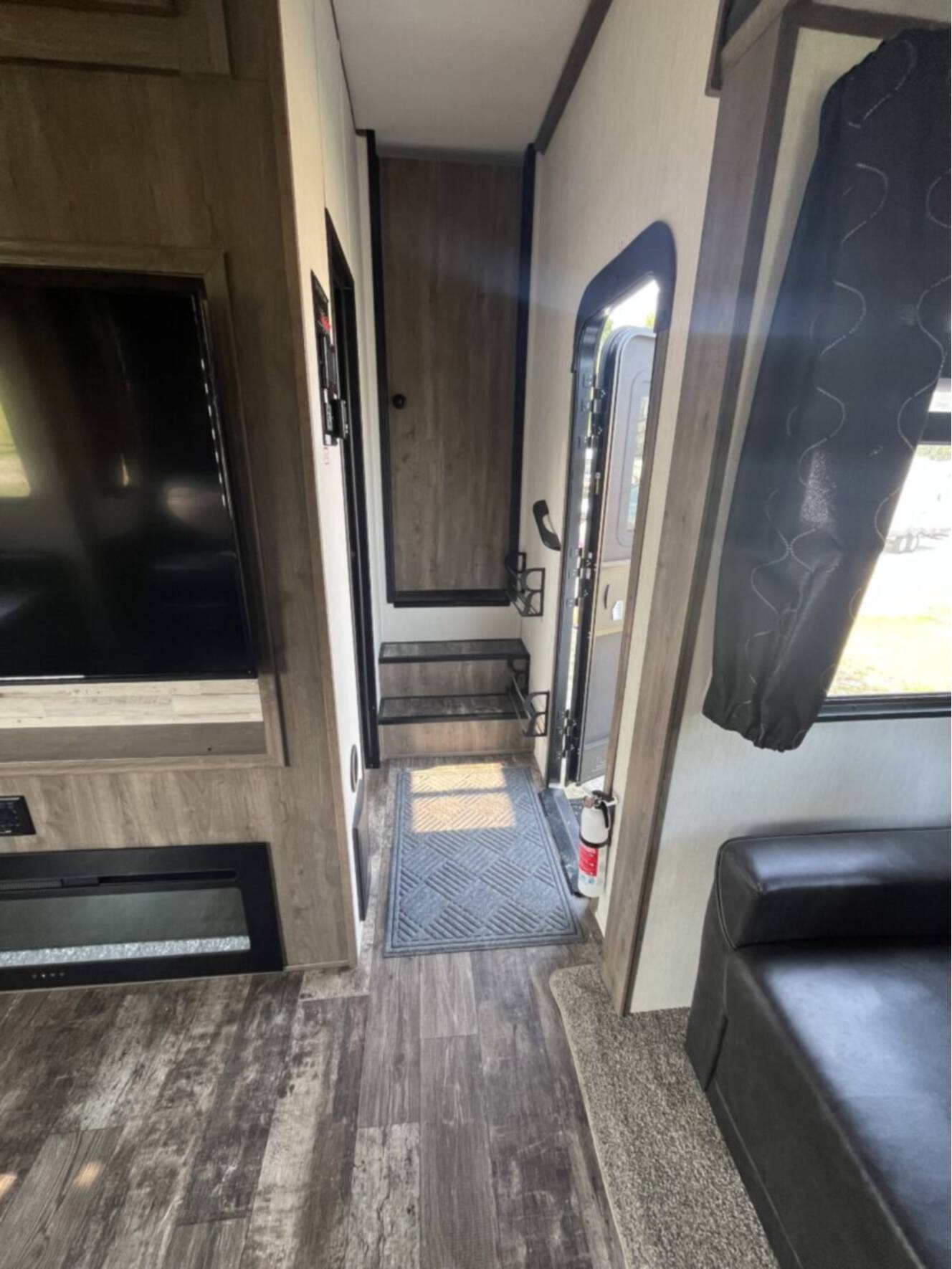 A photo of this 2022 Forest River SABRE 37FBT