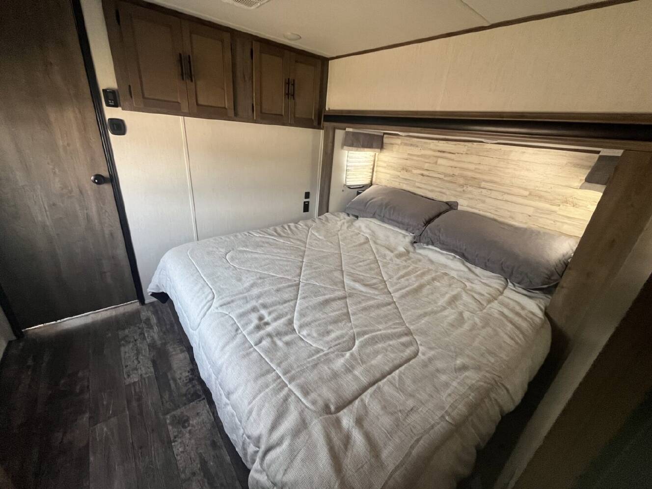 A photo of this 2022 Forest River SABRE 37FBT