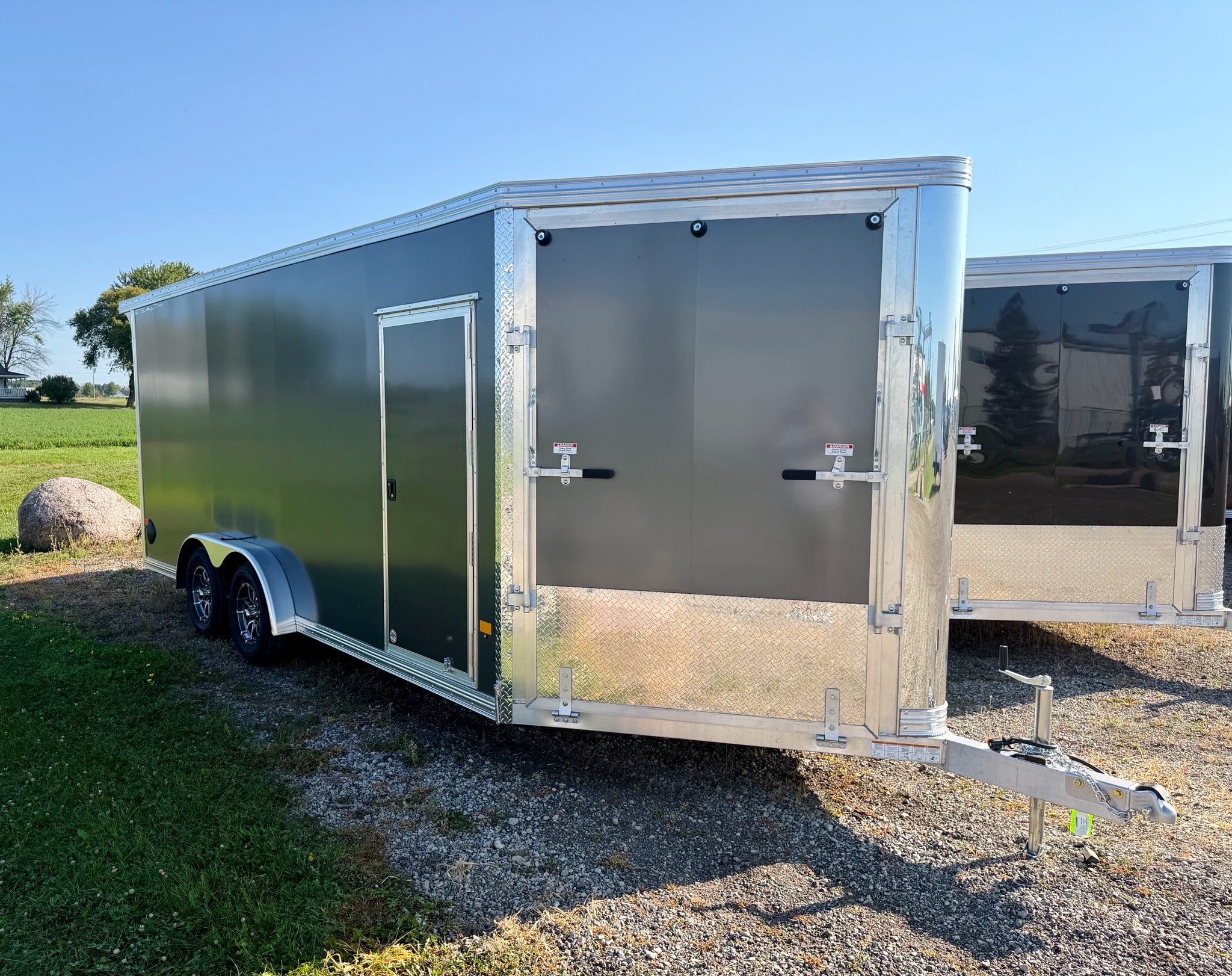 2027 Stealth 7.5X18 SNOWMOBILE TRAILER in Kaukauna, WI