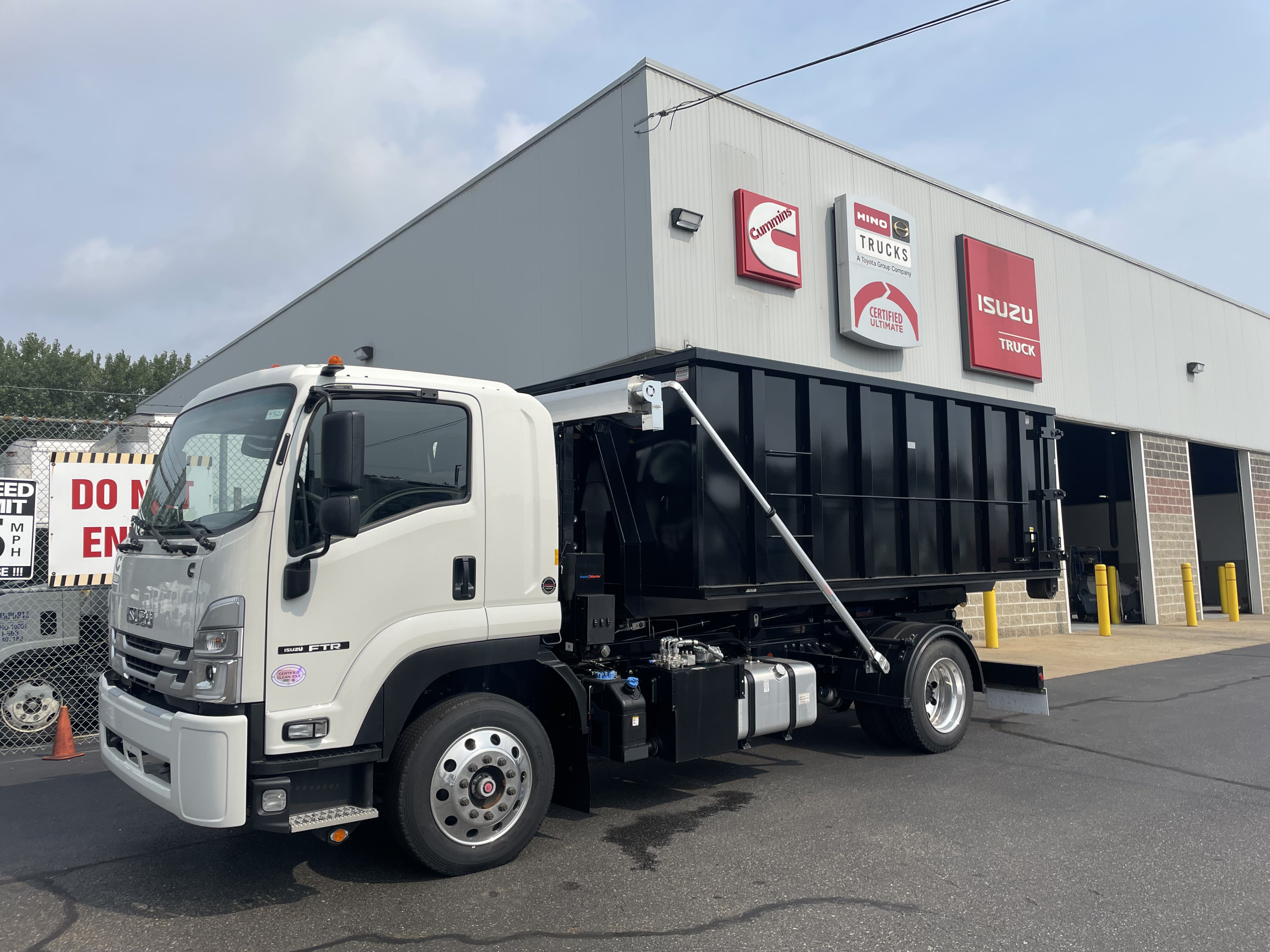 2026 ISUZU FTR in Luzerne, PA